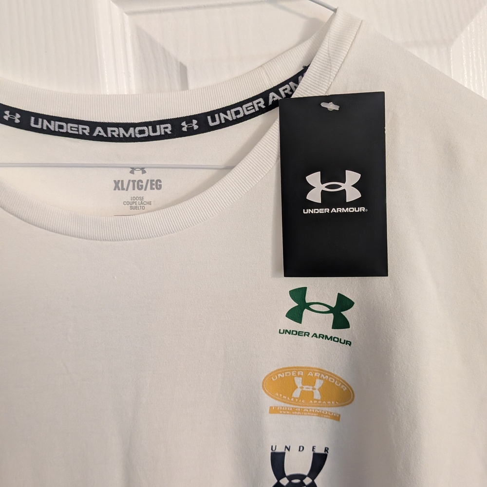 Under Armour Men's White Graphic T-Shirt